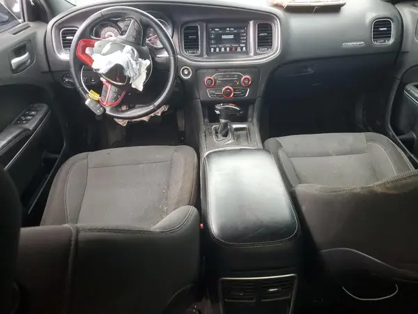 2C3CDXBG8JH180480 2018 DODGE CHARGER - Image 8