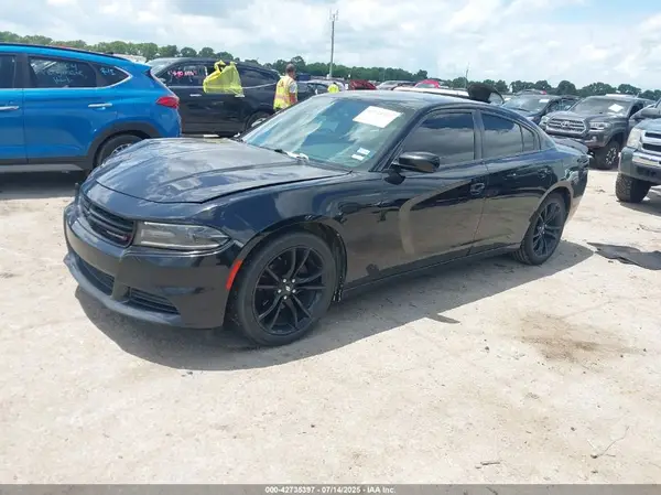 2C3CDXBG8JH185159 2018 DODGE CHARGER - Image 2