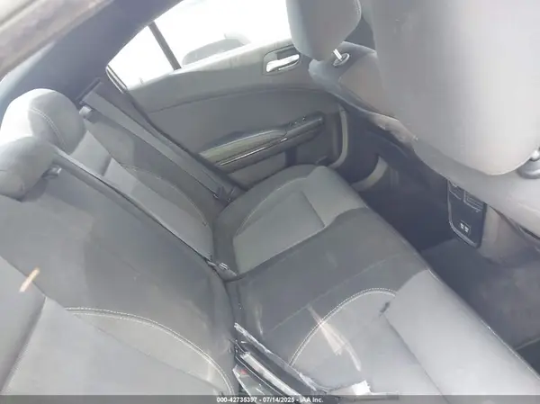 2C3CDXBG8JH185159 2018 DODGE CHARGER - Image 8