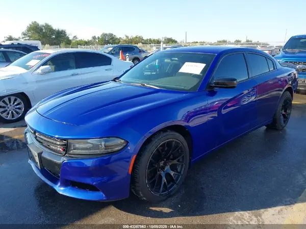 2C3CDXBG8JH185906 2018 DODGE CHARGER - Image 2