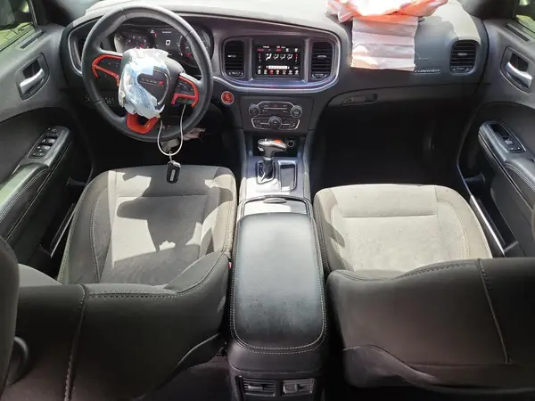 2C3CDXBG8JH188224 2018 DODGE CHARGER - Image 8