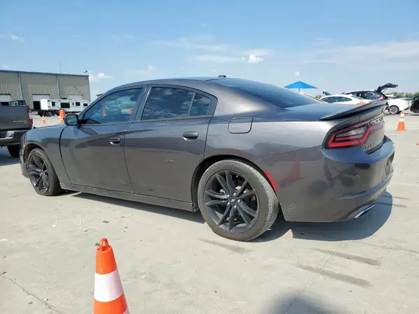 2C3CDXBG8JH196260 2018 DODGE CHARGER - Image 2
