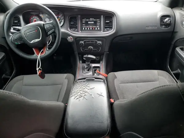 2C3CDXBG8JH210173 2018 DODGE CHARGER - Image 8