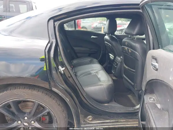 2C3CDXBG8JH247501 2018 DODGE CHARGER - Image 8
