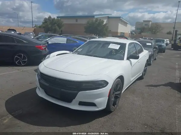 2C3CDXBG8JH297718 2018 DODGE CHARGER - Image 2
