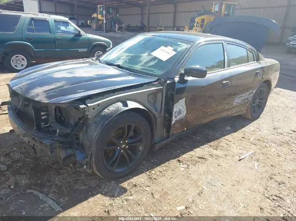 2C3CDXBG8JH307275 2018 DODGE CHARGER - Image 2