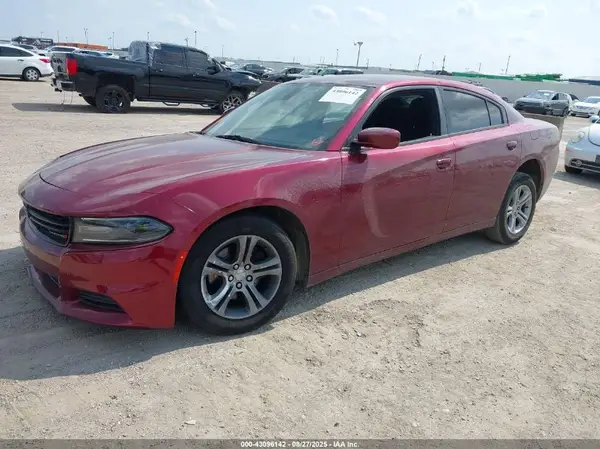 2C3CDXBG8JH318874 2018 DODGE CHARGER - Image 2