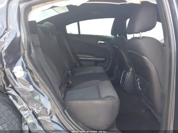 2C3CDXBG8JH329888 2018 DODGE CHARGER - Image 8