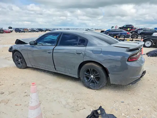 2C3CDXBG8JH331589 2018 DODGE CHARGER - Image 2