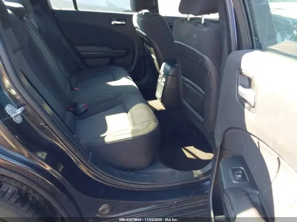 2C3CDXBG8KH510569 2019 DODGE CHARGER - Image 8
