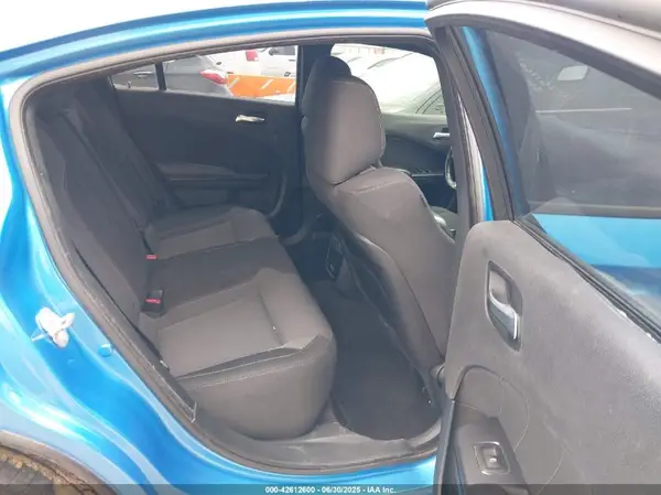 2C3CDXBG8KH510880 2019 DODGE CHARGER - Image 8
