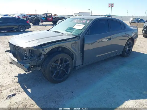 2C3CDXBG8KH523094 2019 DODGE CHARGER - Image 2