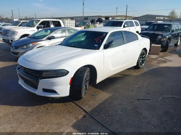 2C3CDXBG8KH523113 2019 DODGE CHARGER - Image 2
