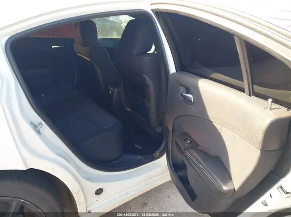 2C3CDXBG8KH523113 2019 DODGE CHARGER - Image 8