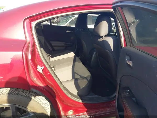 2C3CDXBG8KH604354 2019 DODGE CHARGER - Image 8