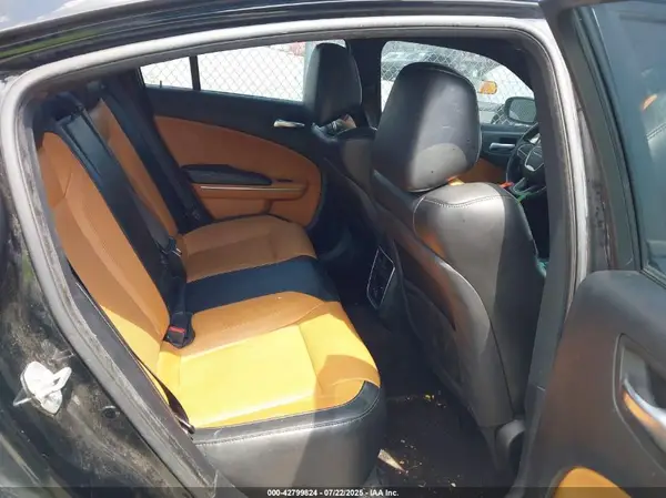2C3CDXBG8KH605519 2019 DODGE CHARGER - Image 8