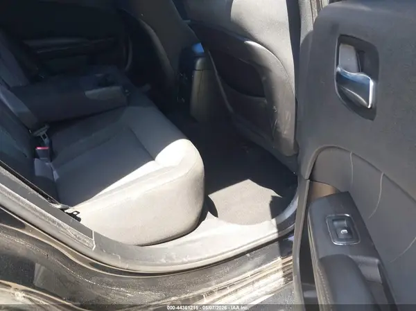 2C3CDXBG8KH615306 2019 DODGE CHARGER - Image 8