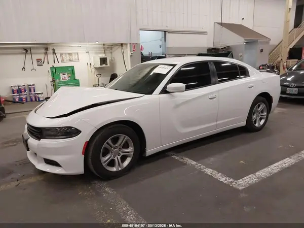 2C3CDXBG8KH628539 2019 DODGE CHARGER - Image 2