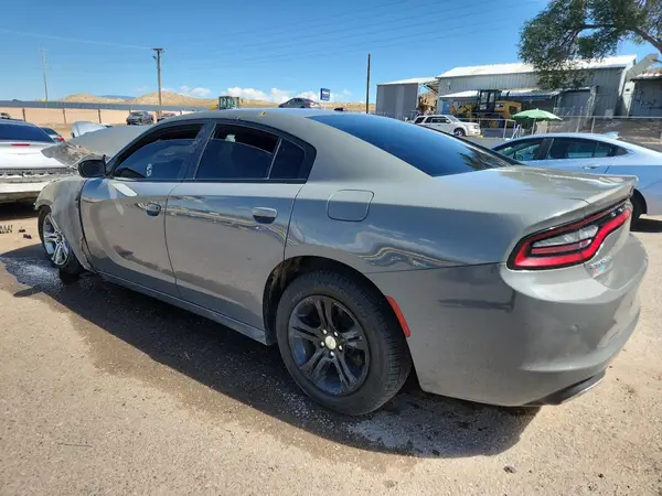 2C3CDXBG8KH637161 2019 DODGE CHARGER - Image 2
