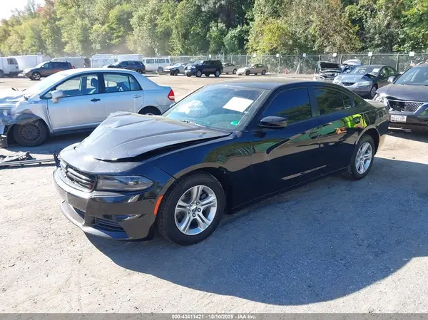 2C3CDXBG8KH637516 2019 DODGE CHARGER - Image 2