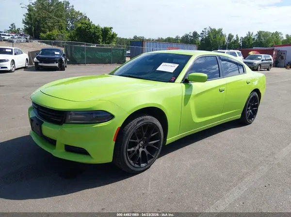 2C3CDXBG8KH652985 2019 DODGE CHARGER - Image 2