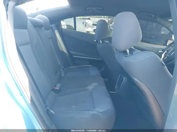 2C3CDXBG8KH653568 2019 DODGE CHARGER - Image 8