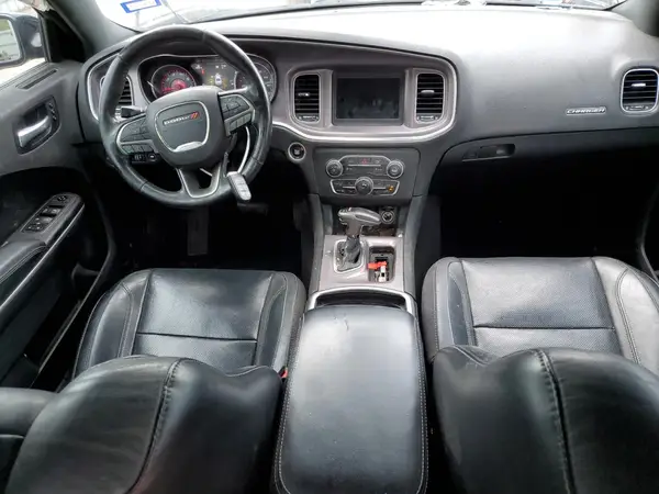 2C3CDXBG8KH655725 2019 DODGE CHARGER - Image 8