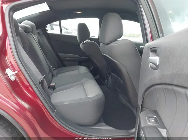 2C3CDXBG8KH668362 2019 DODGE CHARGER - Image 8