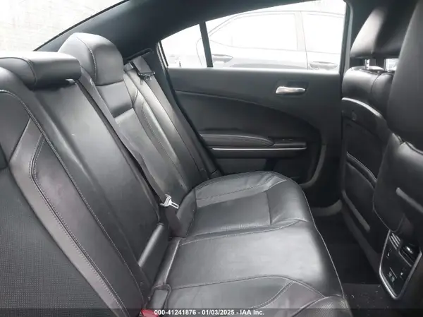 2C3CDXBG8KH695268 2019 DODGE CHARGER - Image 8