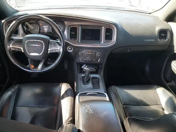 2C3CDXBG8KH695884 2019 DODGE CHARGER - Image 8