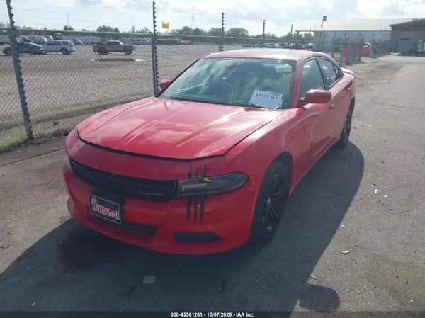 2C3CDXBG8KH699370 2019 DODGE CHARGER - Image 2