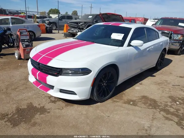 2C3CDXBG8KH703143 2019 DODGE CHARGER - Image 2