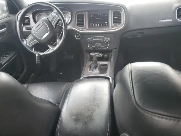 2C3CDXBG8KH709590 2019 DODGE CHARGER - Image 8