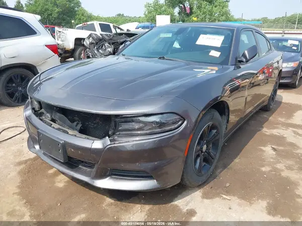 2C3CDXBG8KH717463 2019 DODGE CHARGER - Image 2