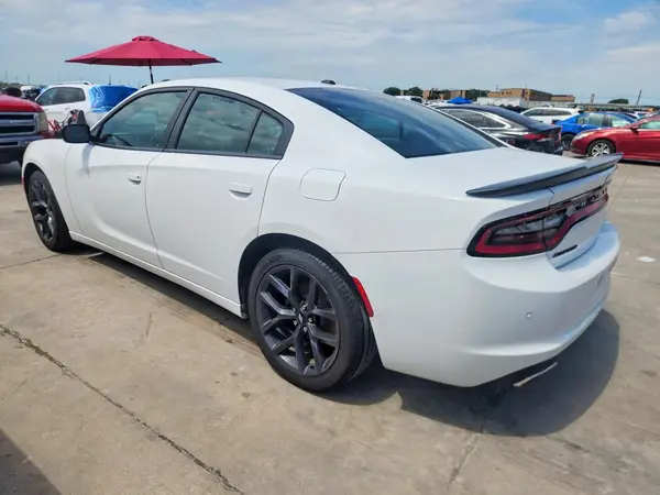 2C3CDXBG8KH734926 2019 DODGE CHARGER - Image 2