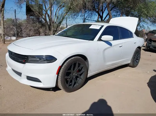 2C3CDXBG8KH736501 2019 DODGE CHARGER - Image 2