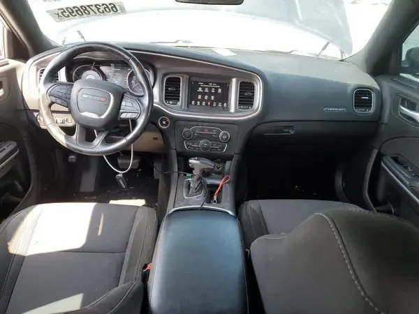 2C3CDXBG8KH745683 2019 DODGE CHARGER - Image 8