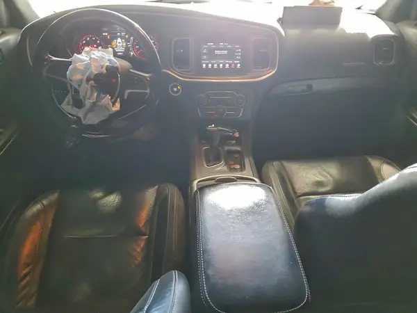 2C3CDXBG8KH748292 2019 DODGE CHARGER - Image 8