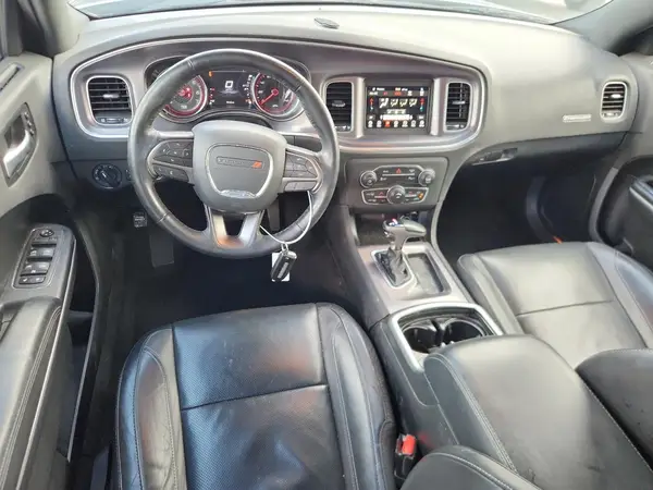 2C3CDXBG8KH760149 2019 DODGE CHARGER - Image 8
