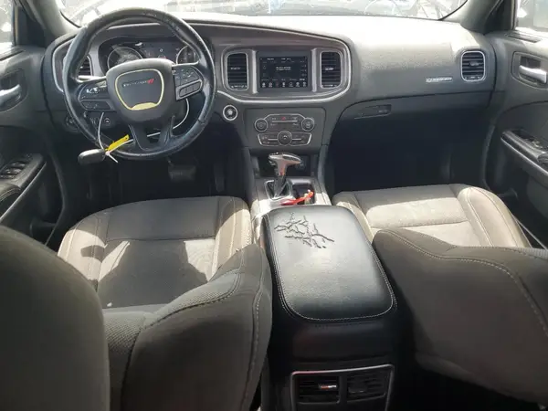2C3CDXBG8LH117981 2020 DODGE CHARGER - Image 8