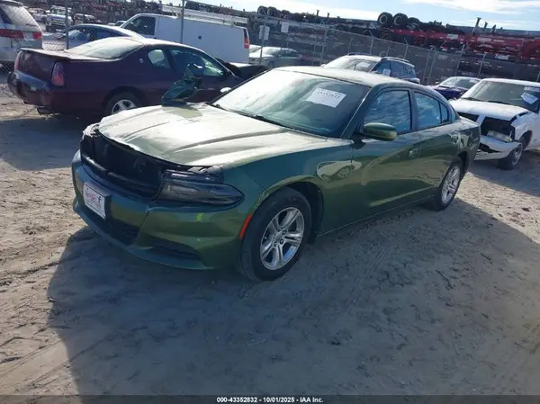 2C3CDXBG8LH119522 2020 DODGE CHARGER - Image 2