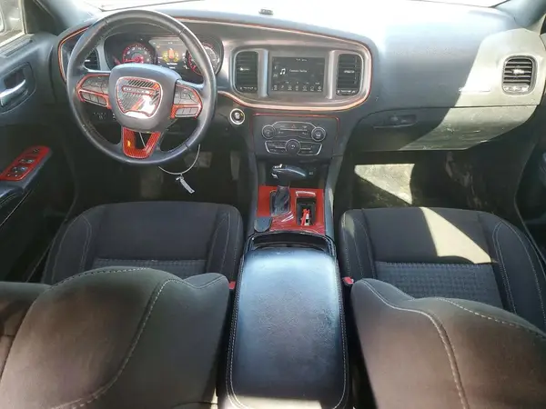 2C3CDXBG8LH137051 2020 DODGE CHARGER - Image 8