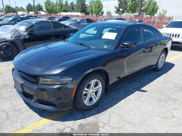 2C3CDXBG8LH138054 2020 DODGE CHARGER - Image 2