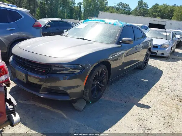 2C3CDXBG8LH211634 2020 DODGE CHARGER - Image 2