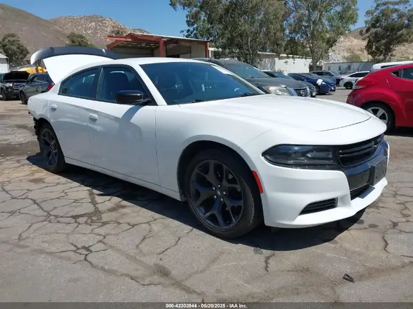 2C3CDXBG8LH252524 2020 DODGE CHARGER - Image 1