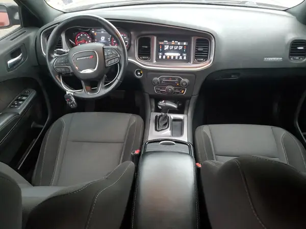 2C3CDXBG8MH557703 2021 DODGE CHARGER - Image 8