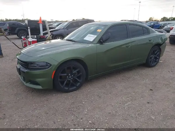 2C3CDXBG8MH569883 2021 DODGE CHARGER - Image 2