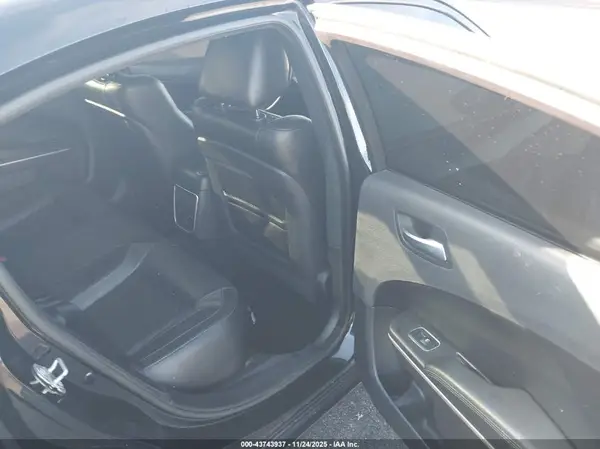 2C3CDXBG8MH580897 2021 DODGE CHARGER - Image 8