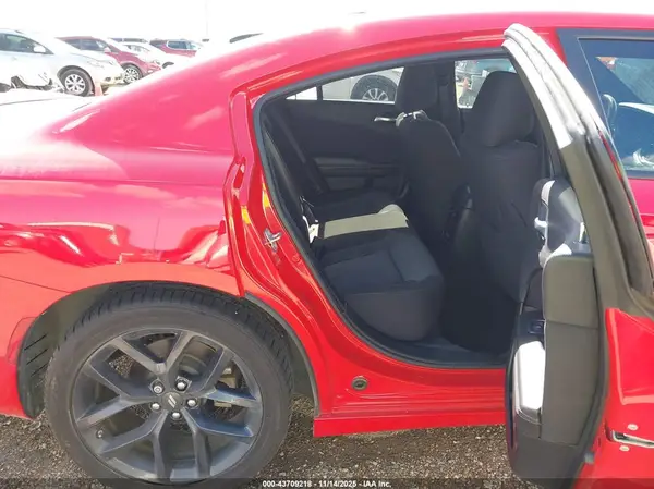 2C3CDXBG8NH186074 2022 DODGE CHARGER - Image 8