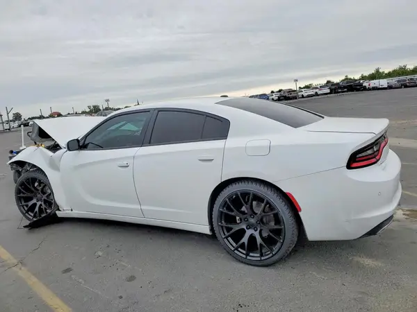 2C3CDXBG8NH247813 2022 DODGE CHARGER - Image 2
